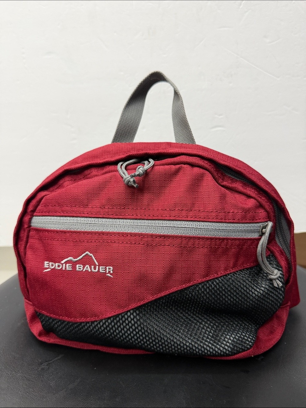 Eddie Bauer Red Ripstop Fanny Pack with Black Mesh Panel and Gray Zipper/Unisex